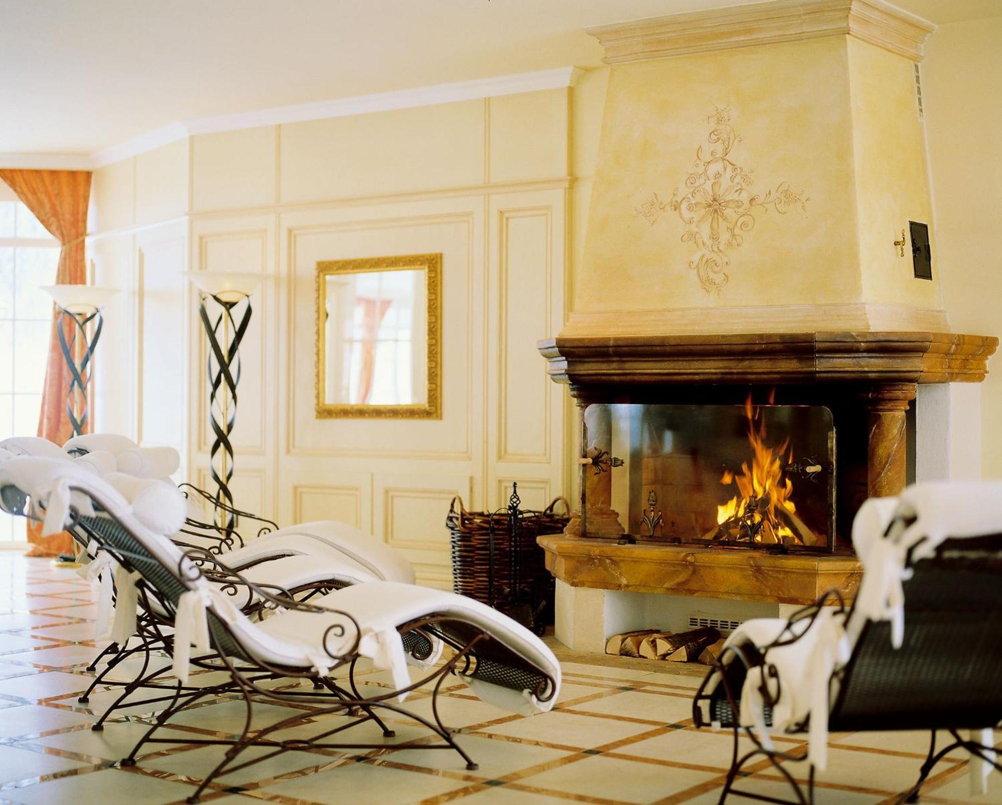 Wellnesshotel ...Liebes Rot-Flueh ハルデンゼー エクステリア 写真