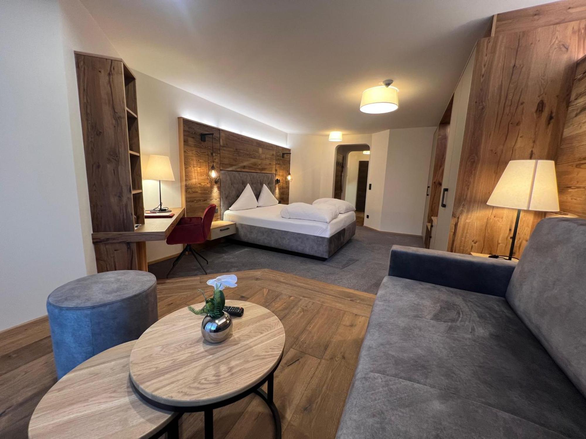 Wellnesshotel ...Liebes Rot-Flueh ハルデンゼー エクステリア 写真